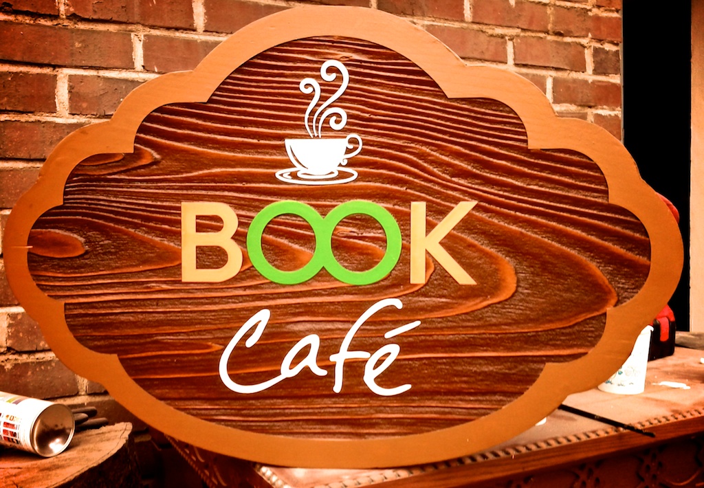 BOOK CAFE
